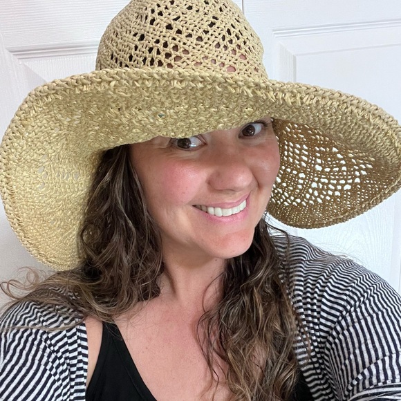 American Eagle - Wide Brim Sun Straw Vacation Hat - Picture 12 of 13